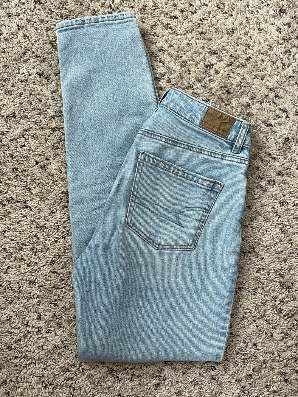 American Eagle Women’s Light Wash Strigid Jeans Size 0 Regular - Picture 9 of 9